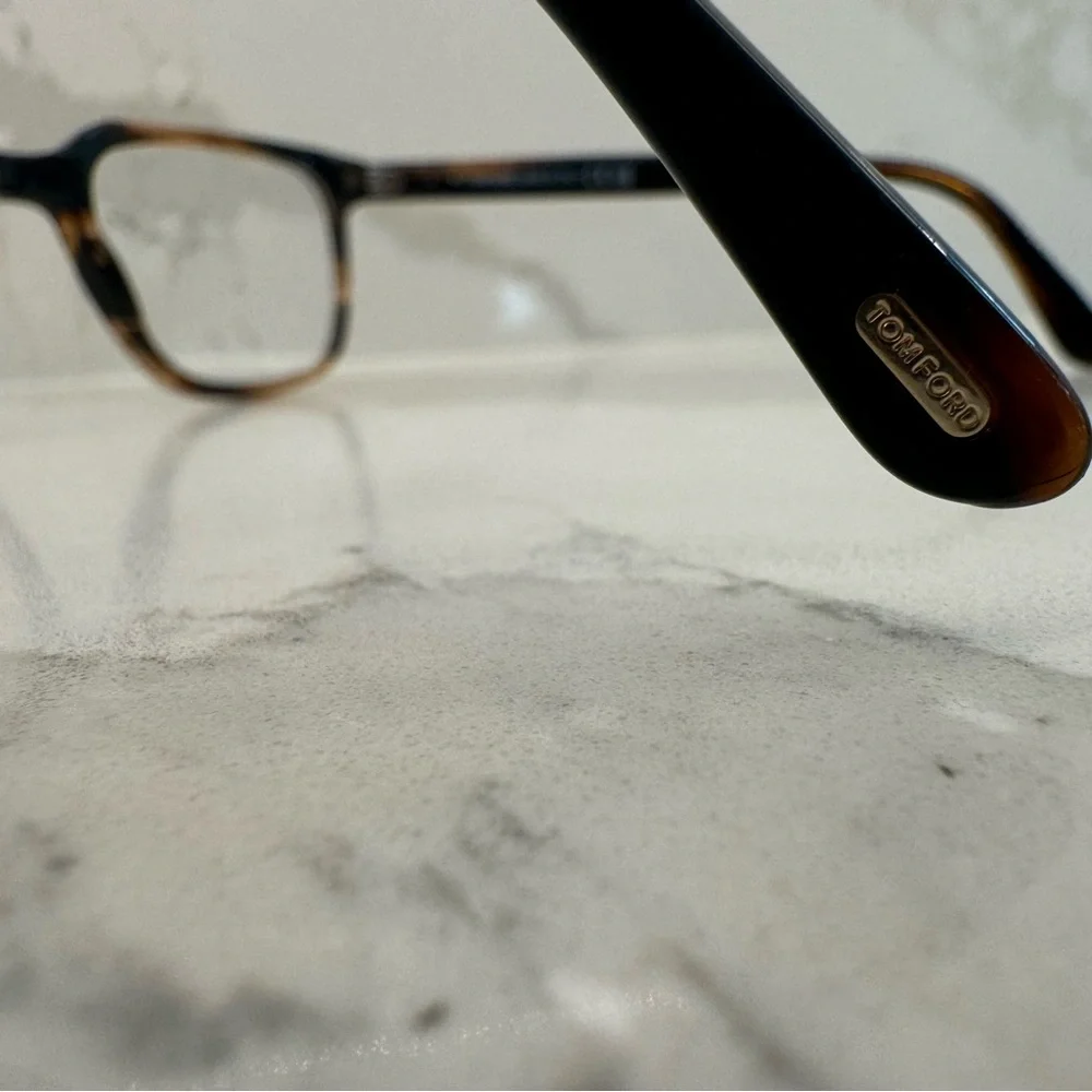 Men’s Tom Ford Frame TF5818-B - Picture 6 of 10